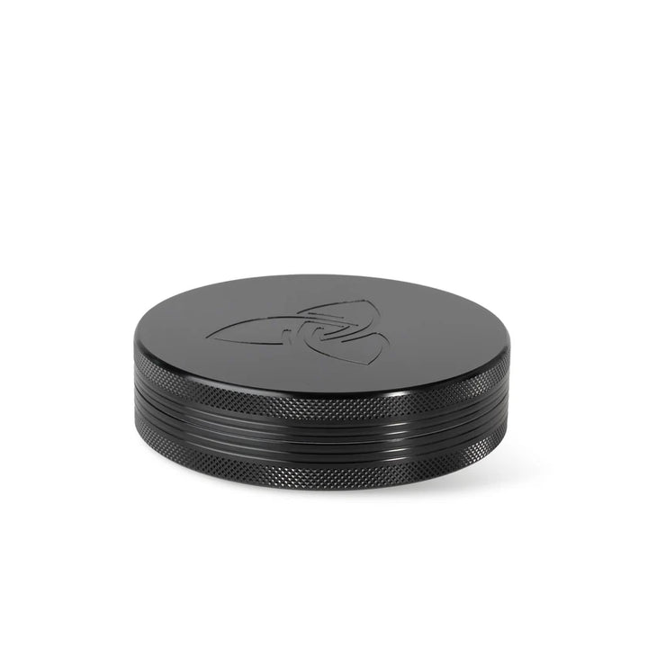 Hizen Alu Grinder XXL 2 teilig schwarz geschlossen