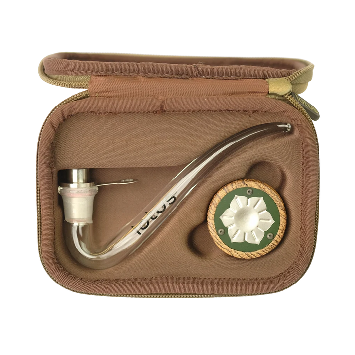 Inhale Lotus Vaporizer Kit in Tragetasche offen Zebrano