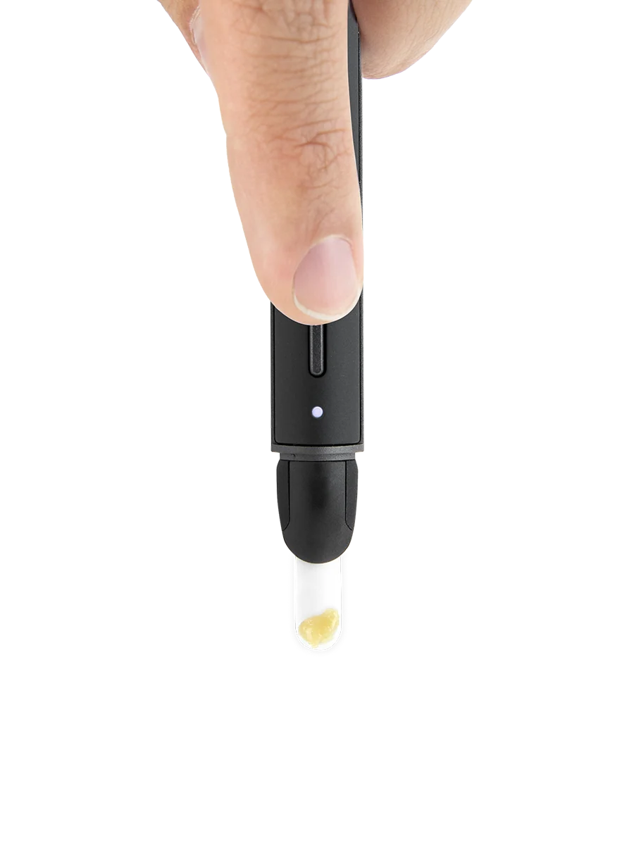 Puffco Hot Knife V2 in Onyx Verwendung