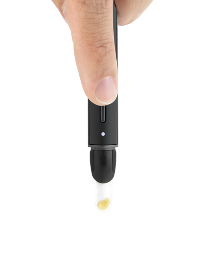 Puffco Hot Knife V2 in Onyx Verwendung